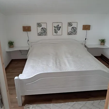 Takler Apartment Alsoors